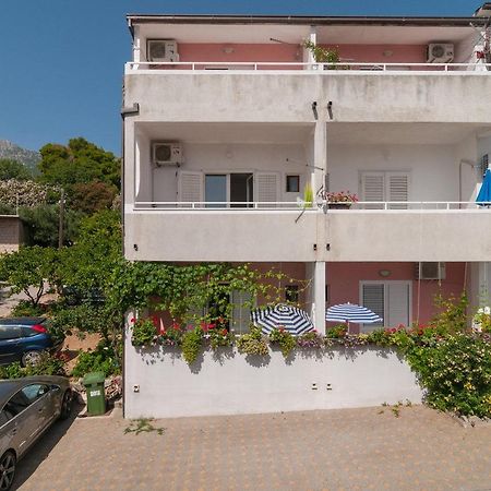 פודגורה Apartman Neven מראה חיצוני תמונה